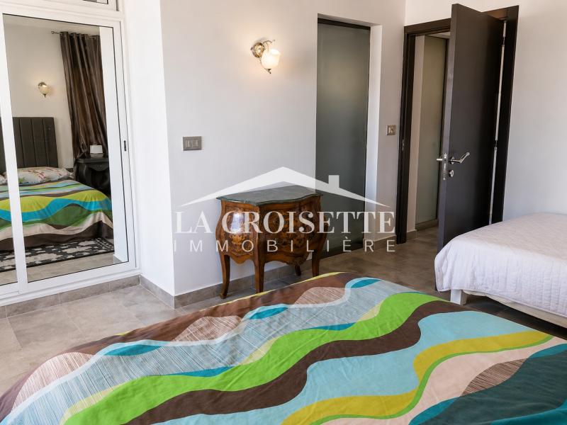 Appartement meublé S+1 avec jardin et piscine commune à La Marsa